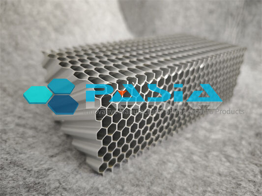 Auxetic Re-entrant Columnar Honeycomb Energy Absorber with Compression Torsion Coupling Mode and 3.2 Times SEA Increase under High Speed Impact 협력 업체